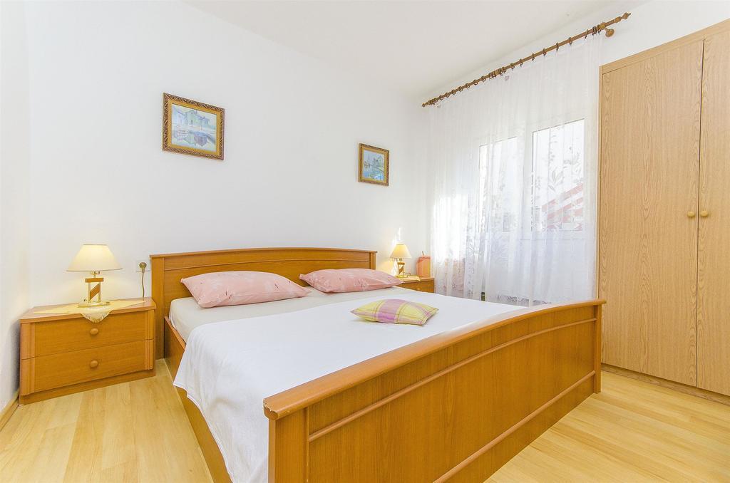 Apartments Pera Razanj Exterior photo