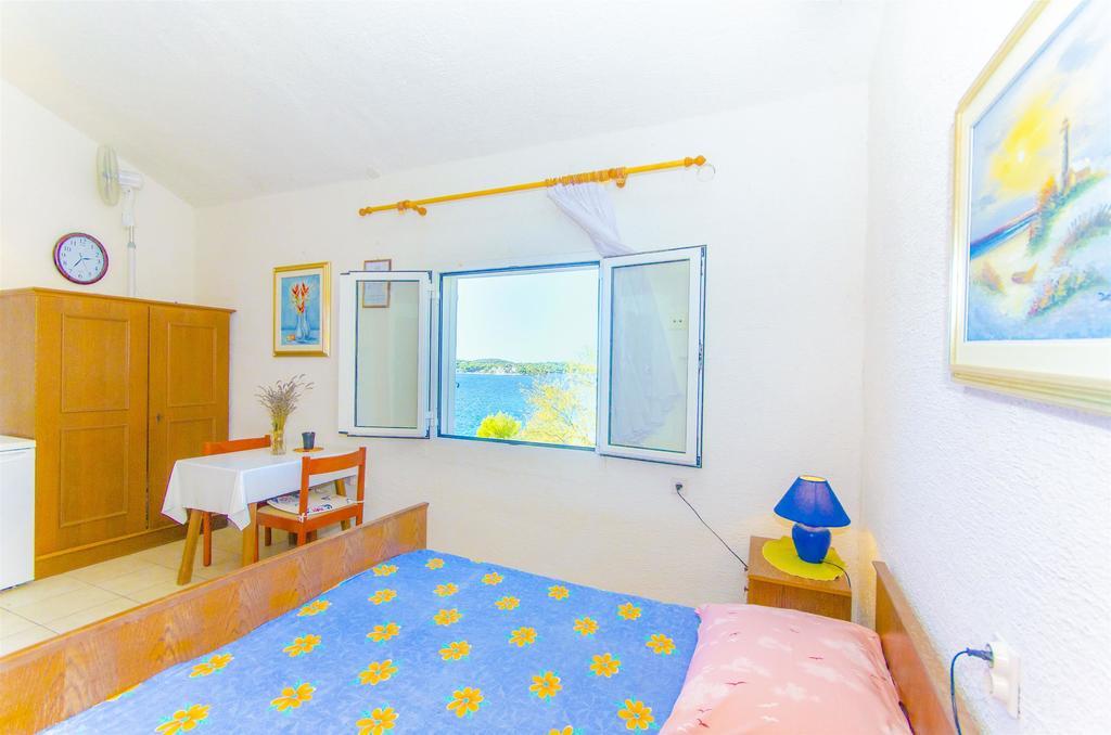 Apartments Pera Razanj Exterior photo